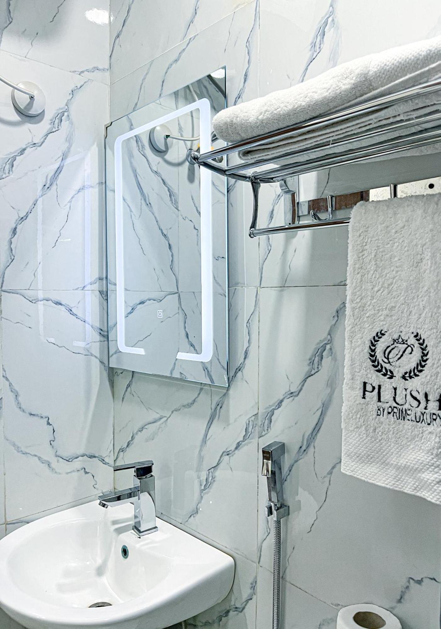 Plush Hotel,Abuja Ngoại thất bức ảnh