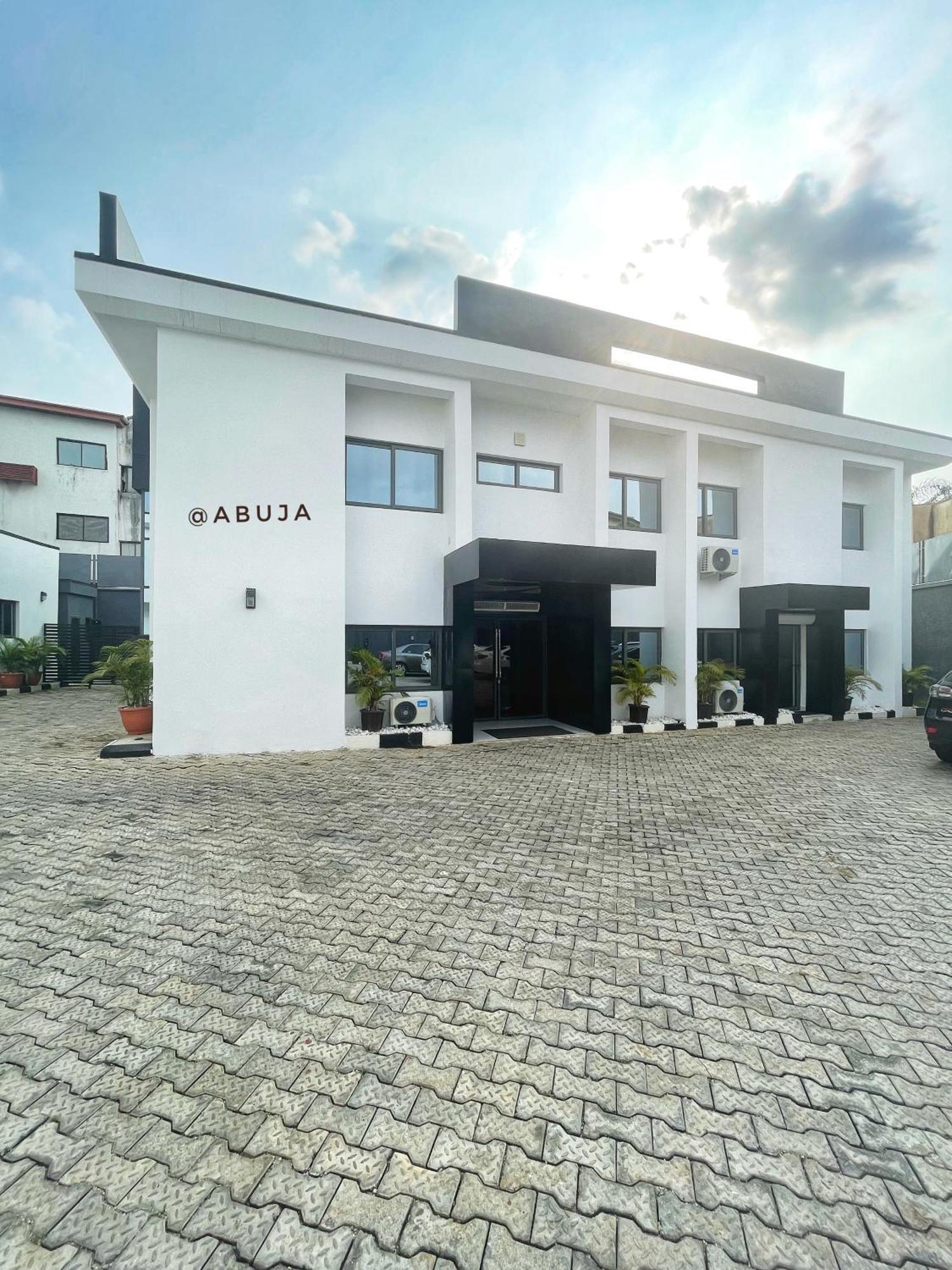 Plush Hotel,Abuja Ngoại thất bức ảnh